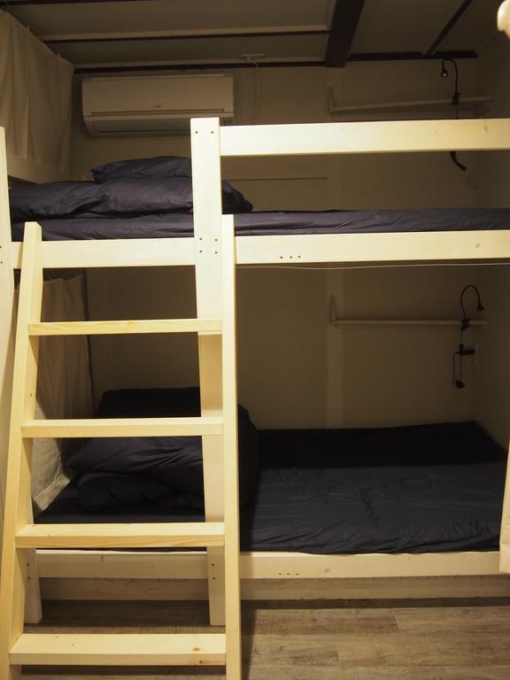 Hostal 328 & Lounge Tokio